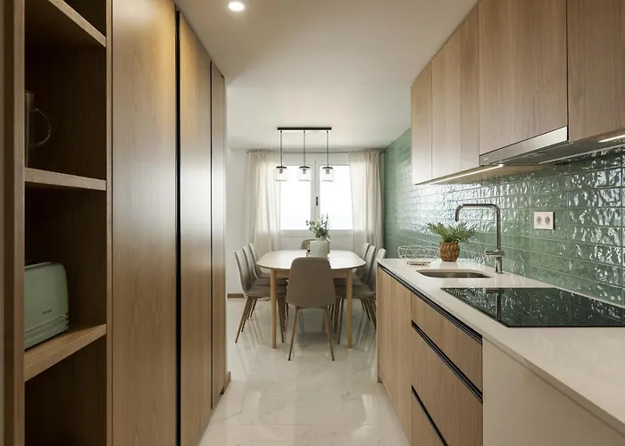 公寓 Miral 5 Sea Front By Hd *